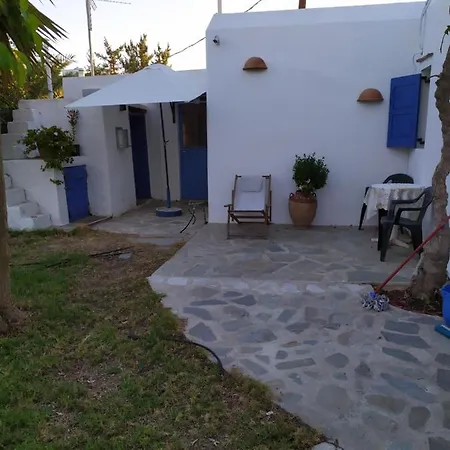 Traditional House Marivilla *