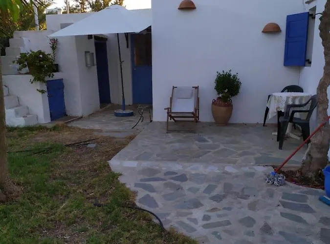 Traditional House Marivilla *