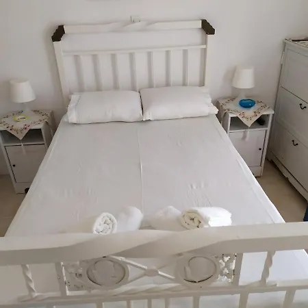 Traditional House Marivilla 度假居