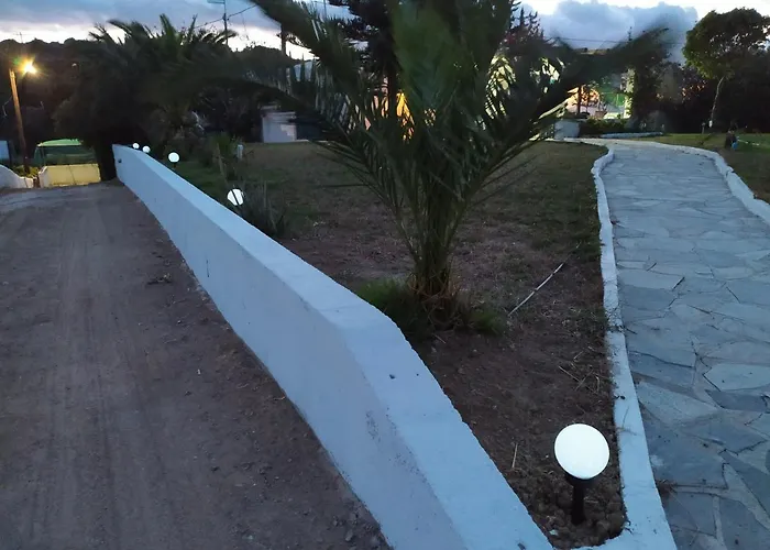 Traditional House Marivilla بيت للعطل